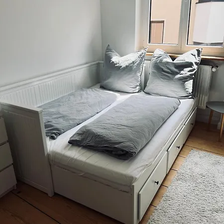 Altbauwohnung Mit Dachterrasse In Der Innenstadt Appartement *