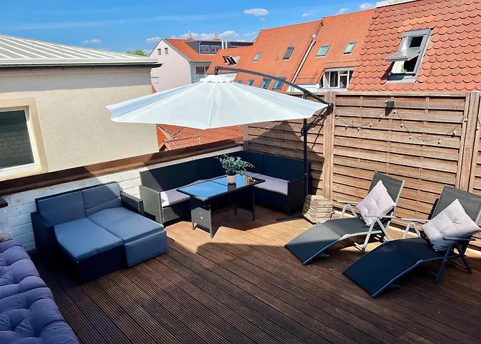 Altbauwohnung Mit Dachterrasse In Der Innenstadt